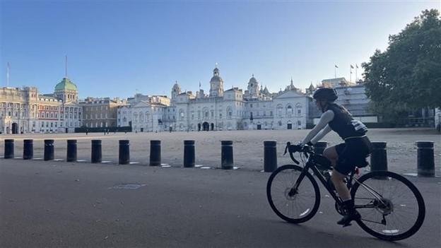 Bike rider through London